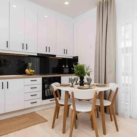 Annmar * זקינטוס טאון